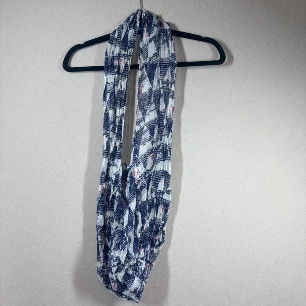 Free People Navy White Geometric Diamond Print Crinkle Gauze Reusable Bag